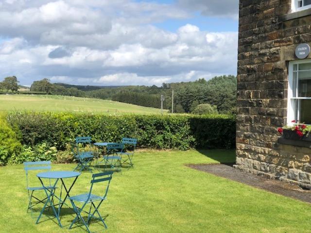 Hassop Station Apartment On The Monsal Trail 贝克韦尔 外观 照片