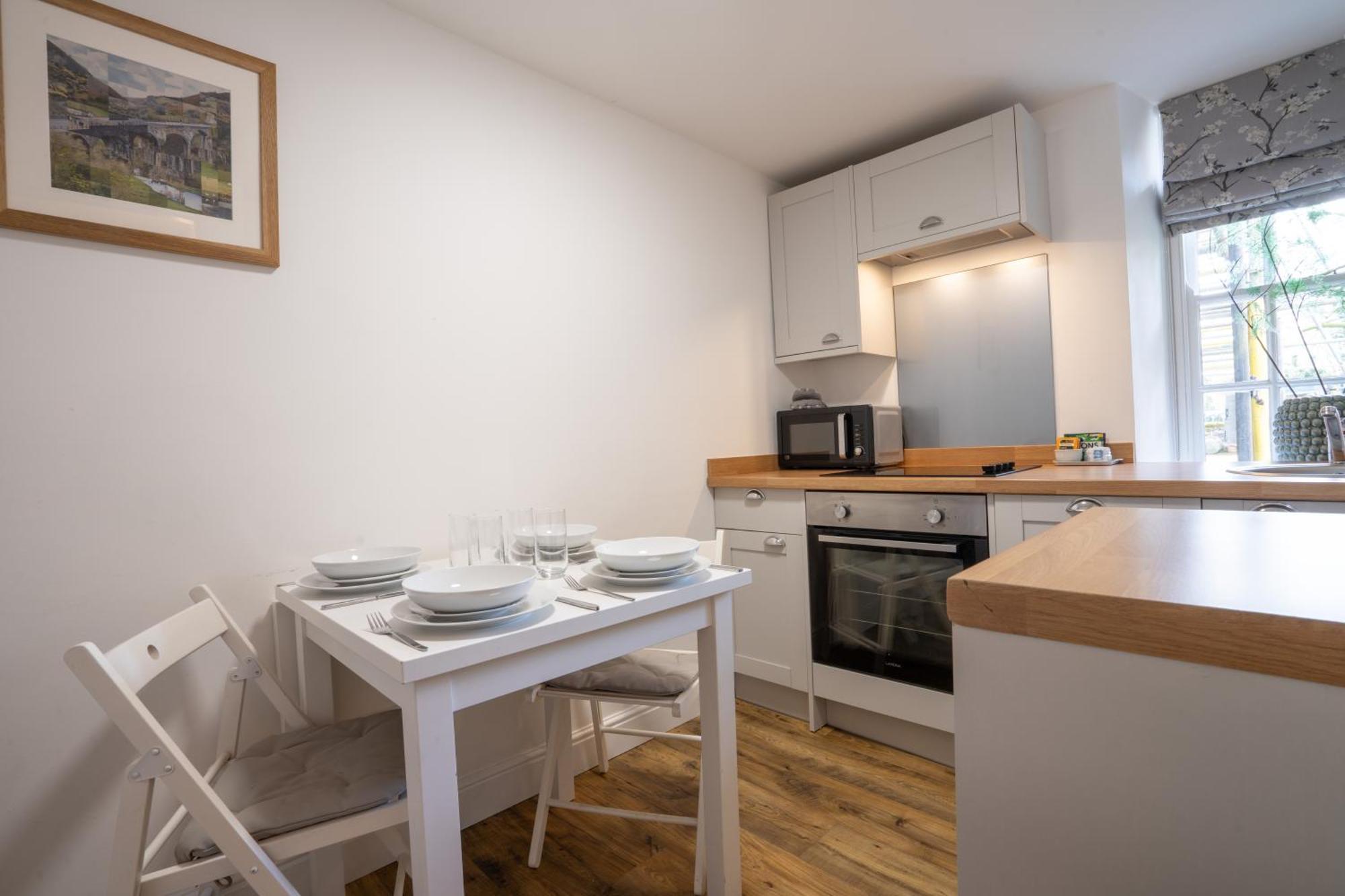 Hassop Station Apartment On The Monsal Trail 贝克韦尔 外观 照片