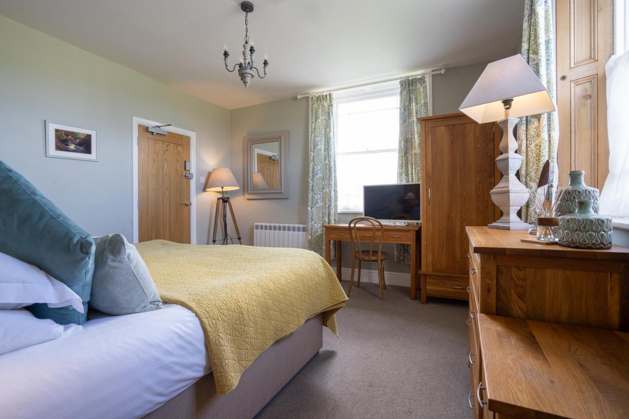 Hassop Station Apartment On The Monsal Trail 贝克韦尔 外观 照片
